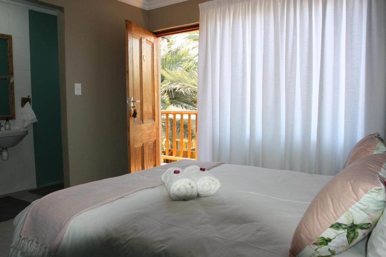 Namibia Nights Accommodation Суакопмунд Екстериор снимка